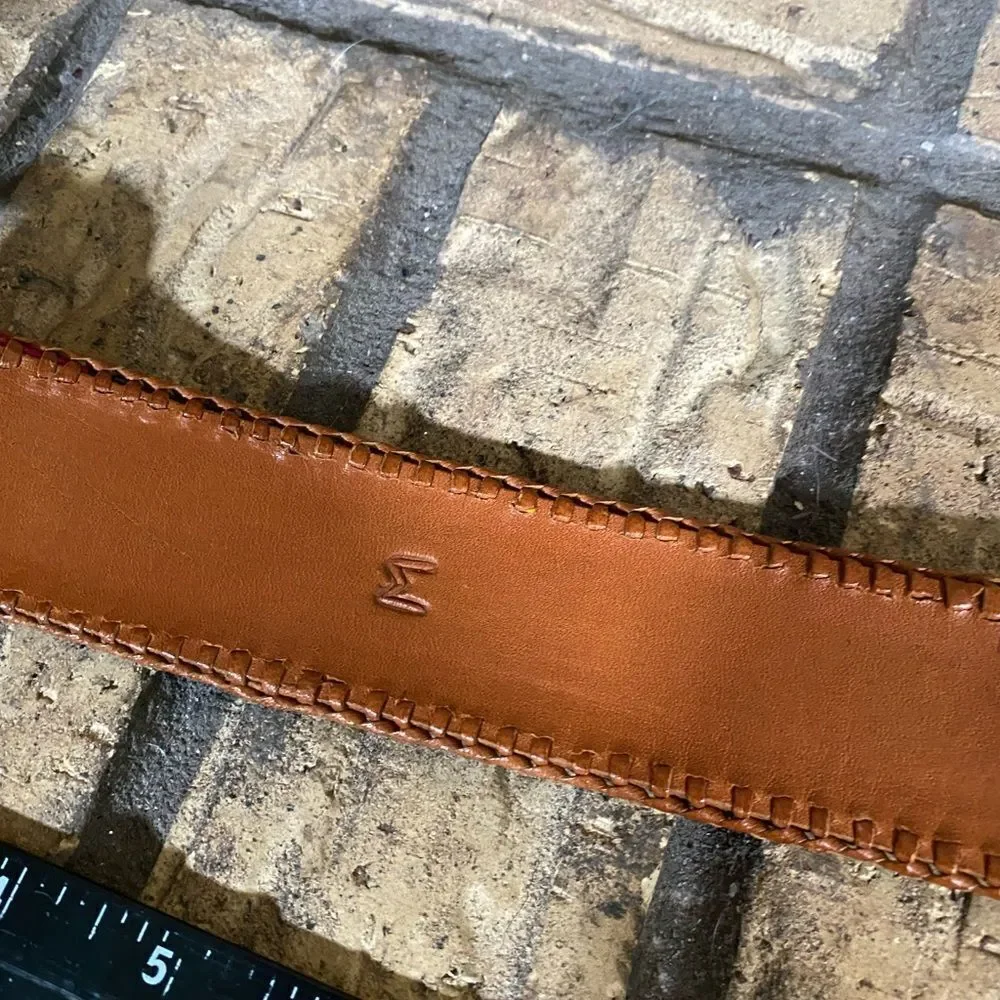 Handcrafted belt‎